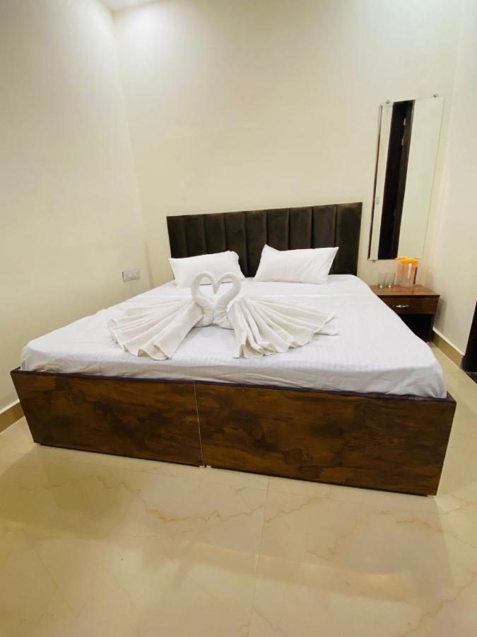 Naman Homestay Amritsar Exterior foto